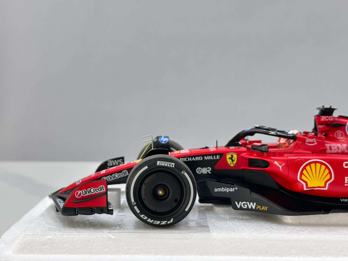 BBR 1/18 Ferrari SF-23 #38 Zhou Guanyu Red BBR2318T38