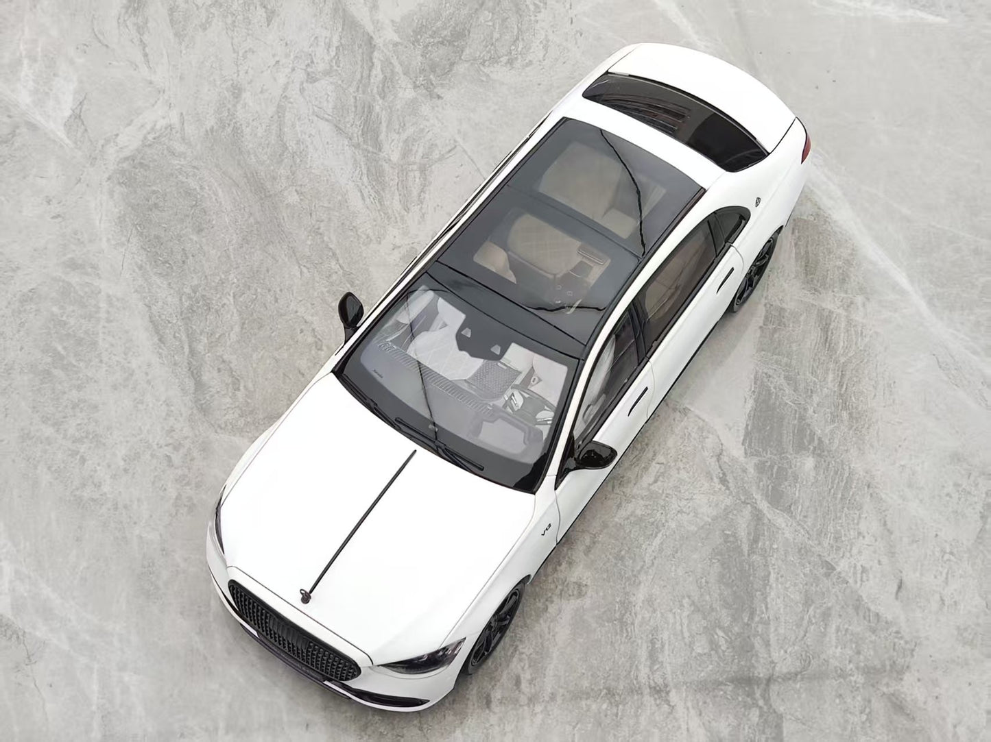 Almost Real 1/18 Mercedes-Maybach S-Class Night Series Matte White 802142