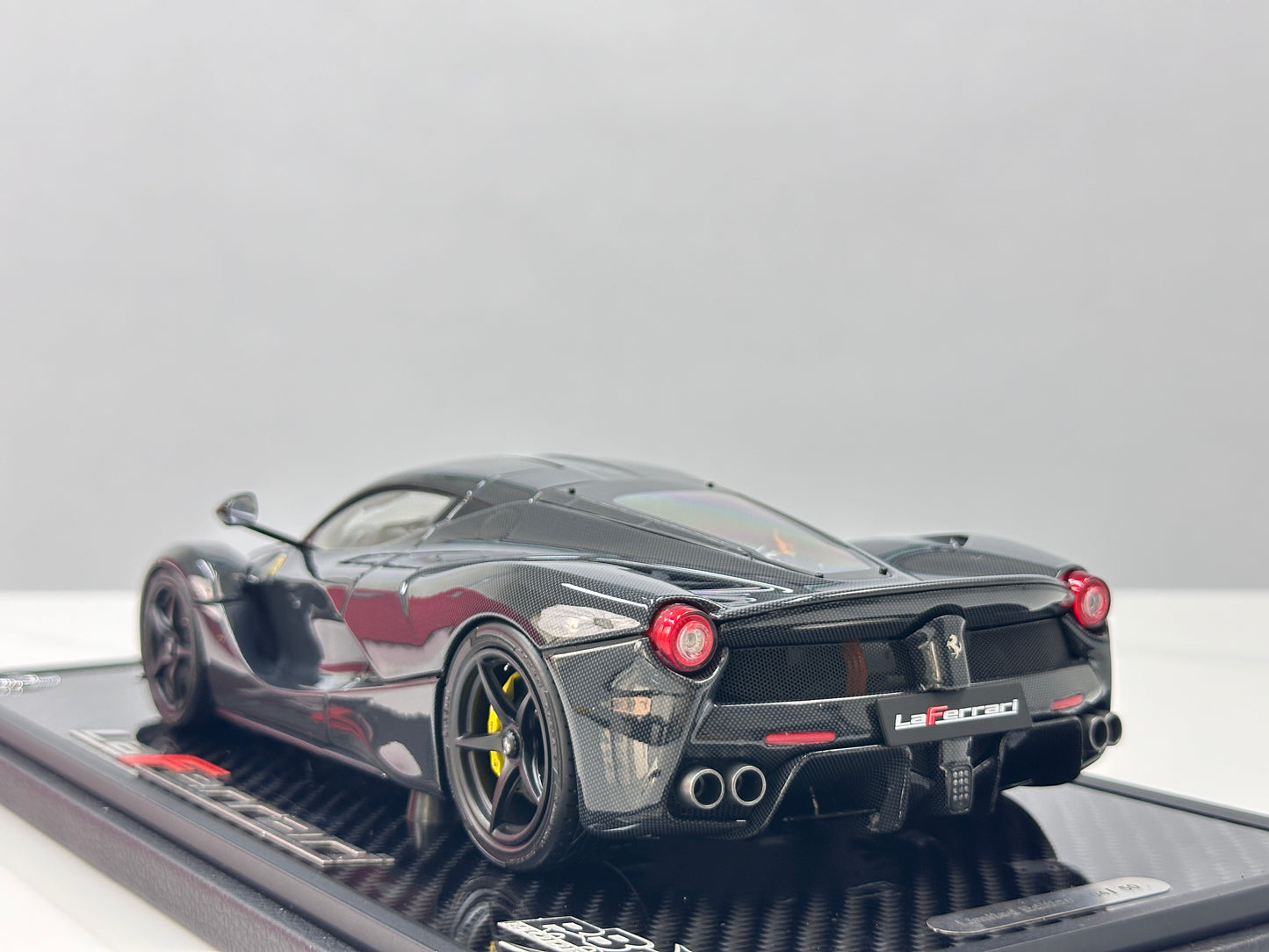 BBR 1/18 Ferrari LaFerrari Alloy Full Open Cargo Carbon Fiber Leather Case Version Black BBR182244CH