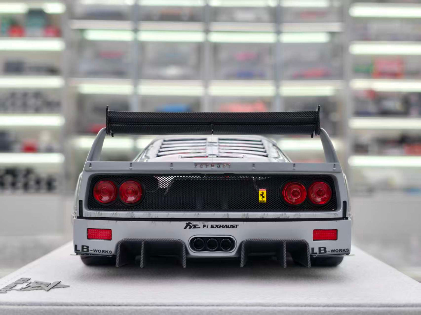 BBA MODEL 1/18 Ferrari F40 Battle Grey BBA030