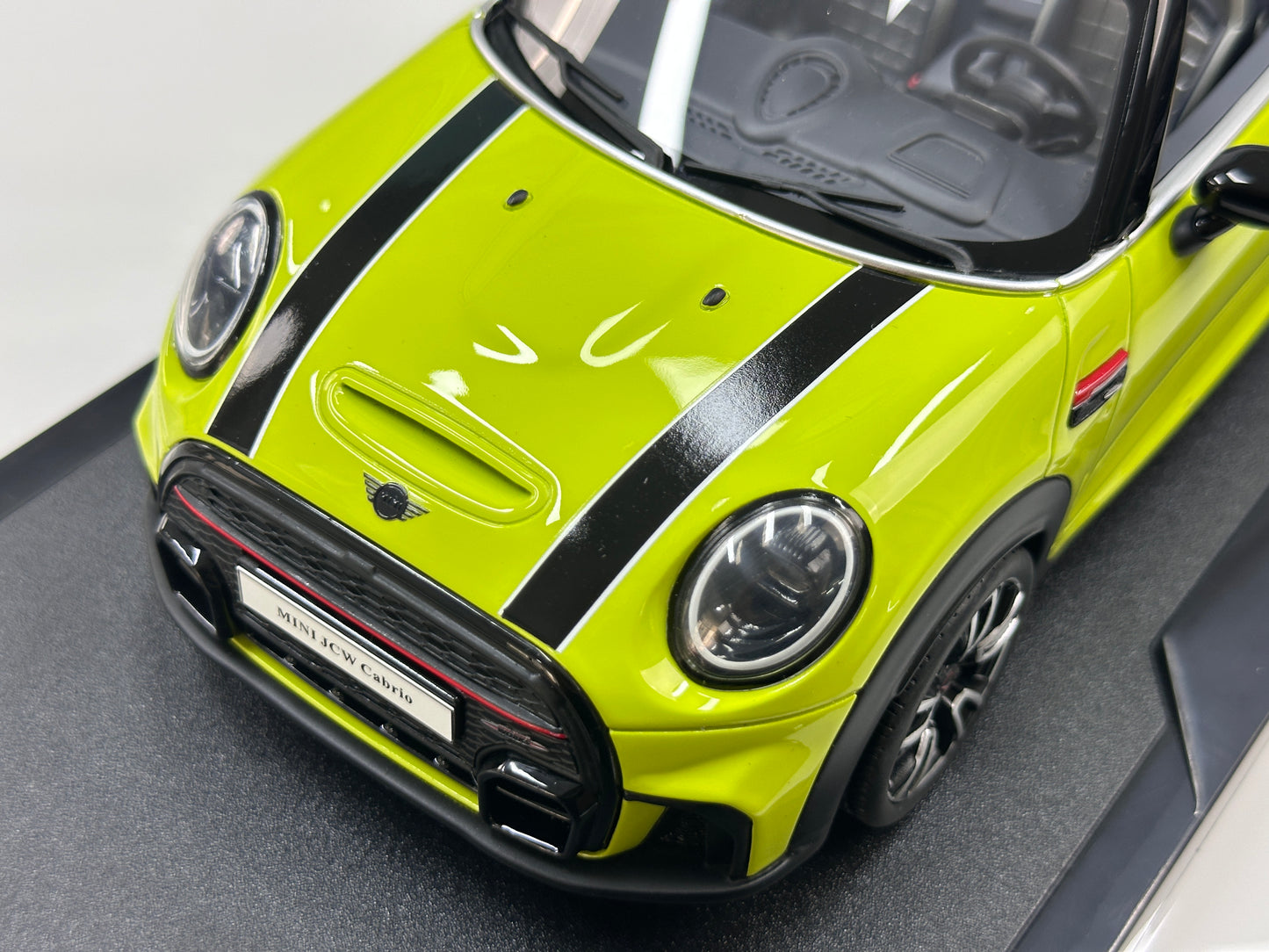 OTTO 1/18 MINI JCW CABRIO ZESTY Benedict Yellow OT1303