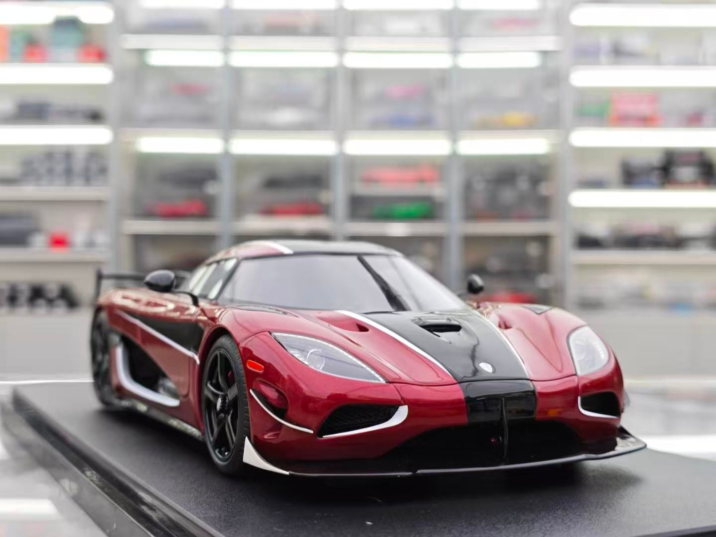 GT Spirit 1/18 KOENIGSEGG AGERA RS GT931