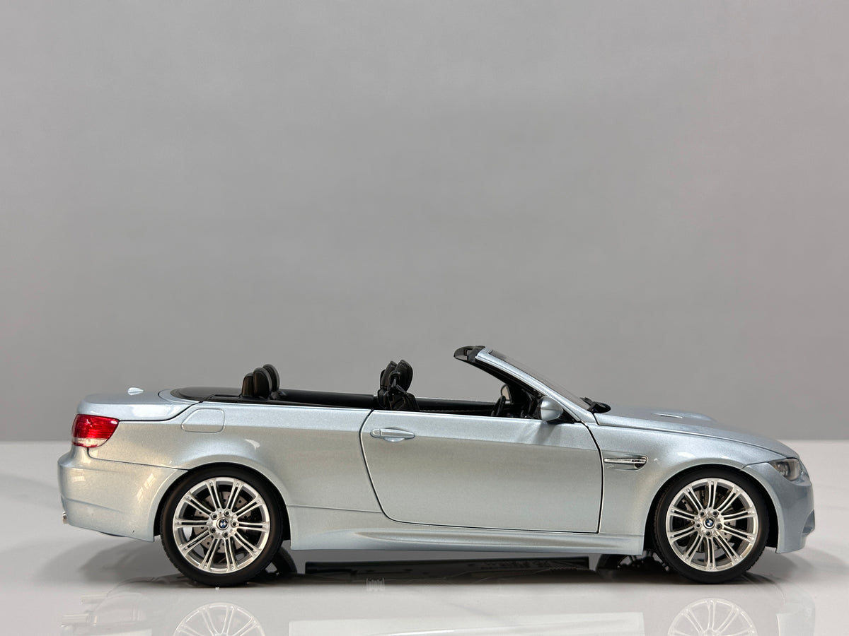KYOSHO 1/18 BMW M3 Convertible (E93M) Silver 08738SS