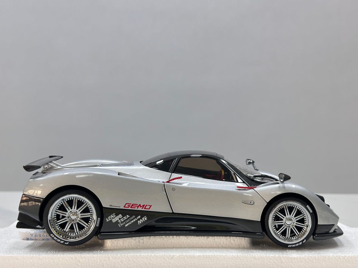 Almost Real 1/18 Pagani Zonda F (2005 Geneva Motor Show Debut Version) – Silver (850401001)