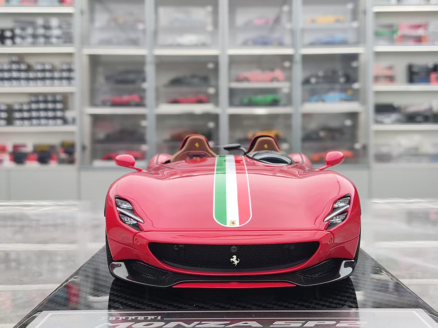 CE 1/18 Ferrari Monza SP2 Standard Red CE009