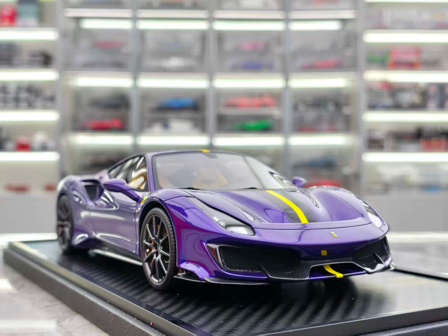 BBR 1/18 Ferrari 488pista Arabian Purple P18145VAST2024CH