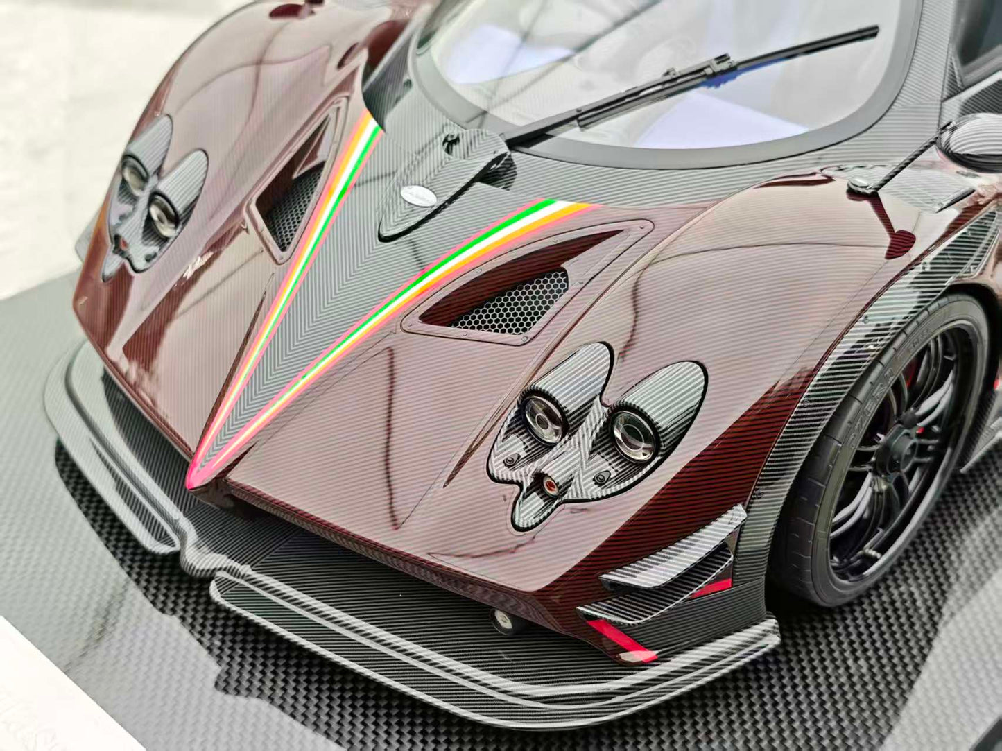 HH Model 1/8 Pagani Zonda 760 Ghost HH575