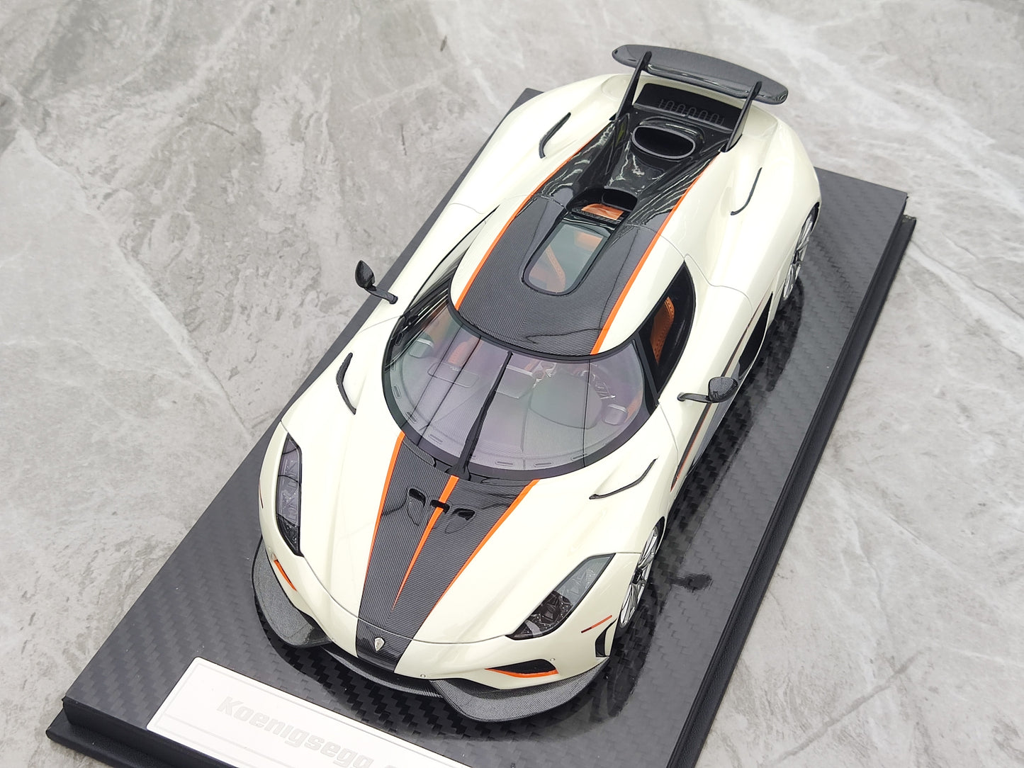 FRONTIART 1/18 Koenigsegg REGERA Crystal White FA094