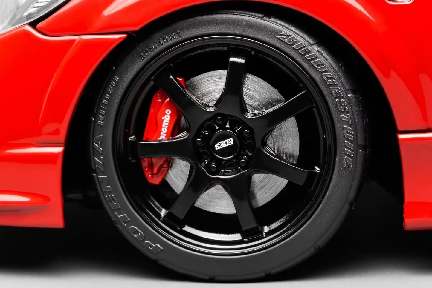 MOTORHELIX 1/18 Honda Civic Type R (FD2) die-cast car model
