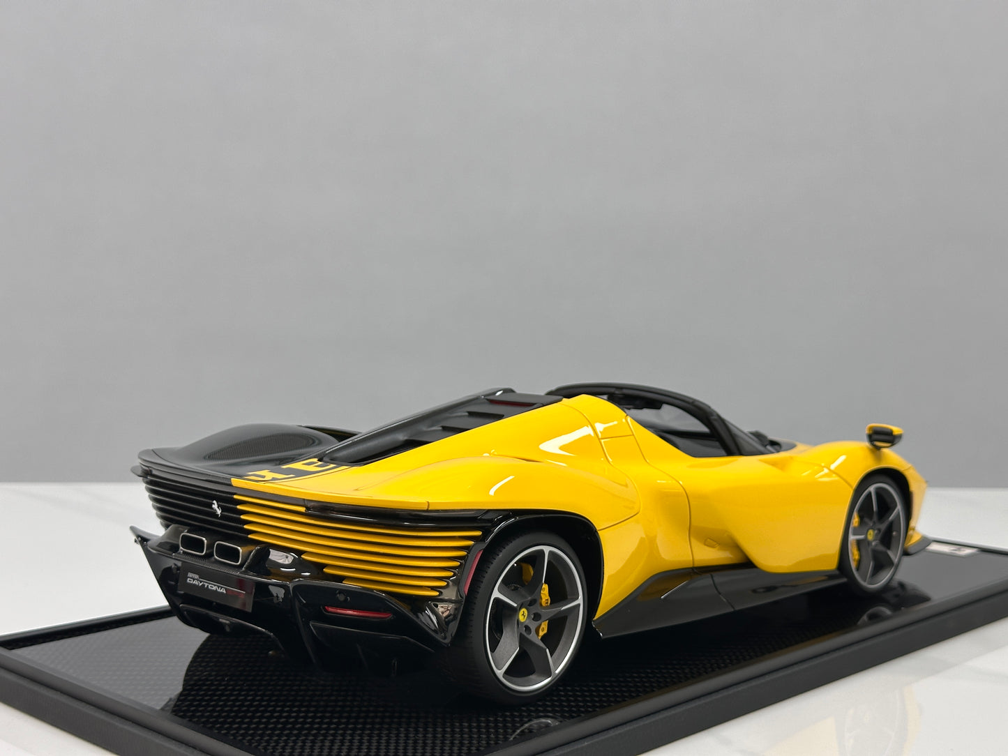 BBR 1/12 Ferrari SP3 Daytona 599+1 Spider – Modena Yellow (BBR1217O)