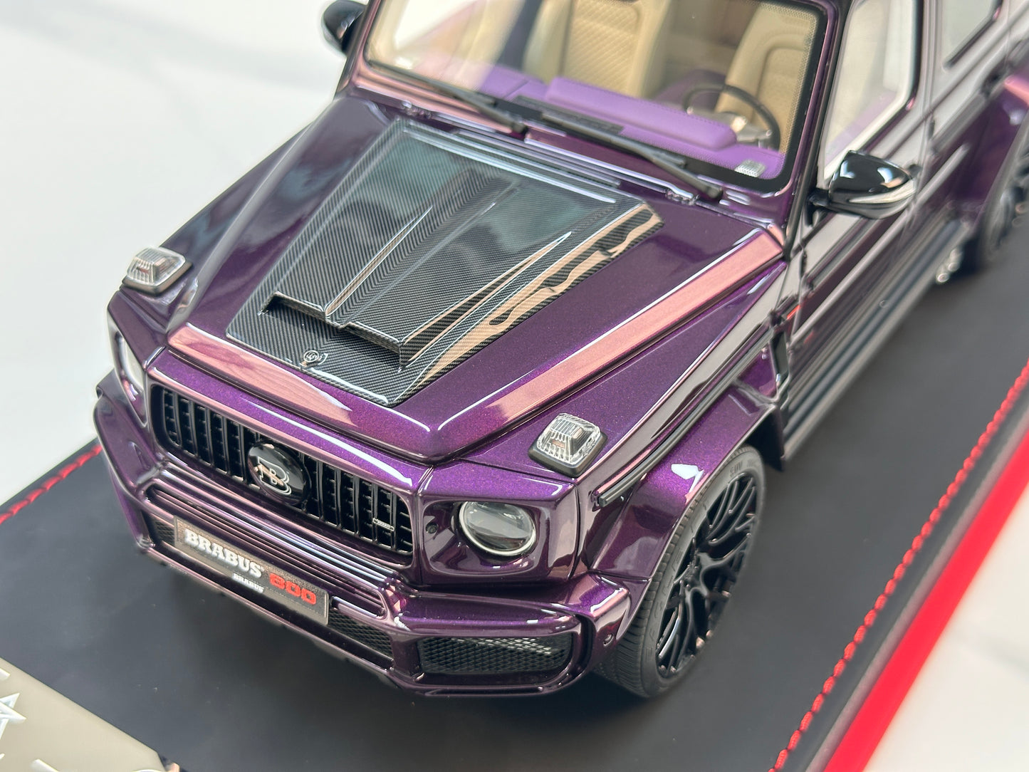 BBA MODEL 1/18 Brabus G800 Metallic Purple BBA081