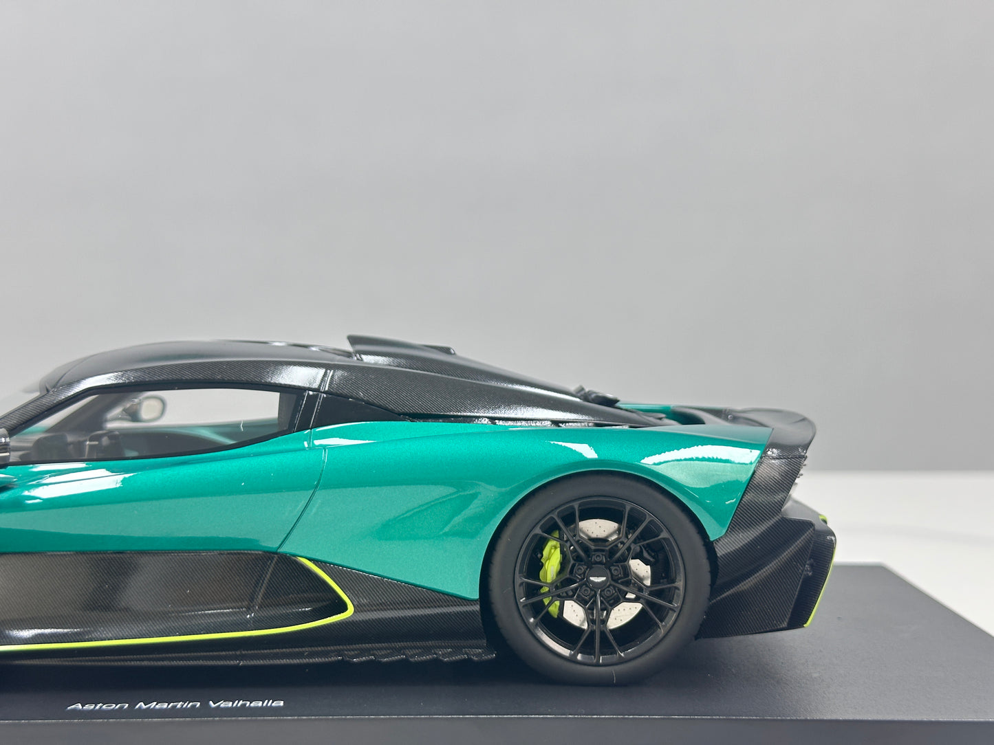 TopSpeed 1/18 Aston Martin Valhalla Podium Green TS0710