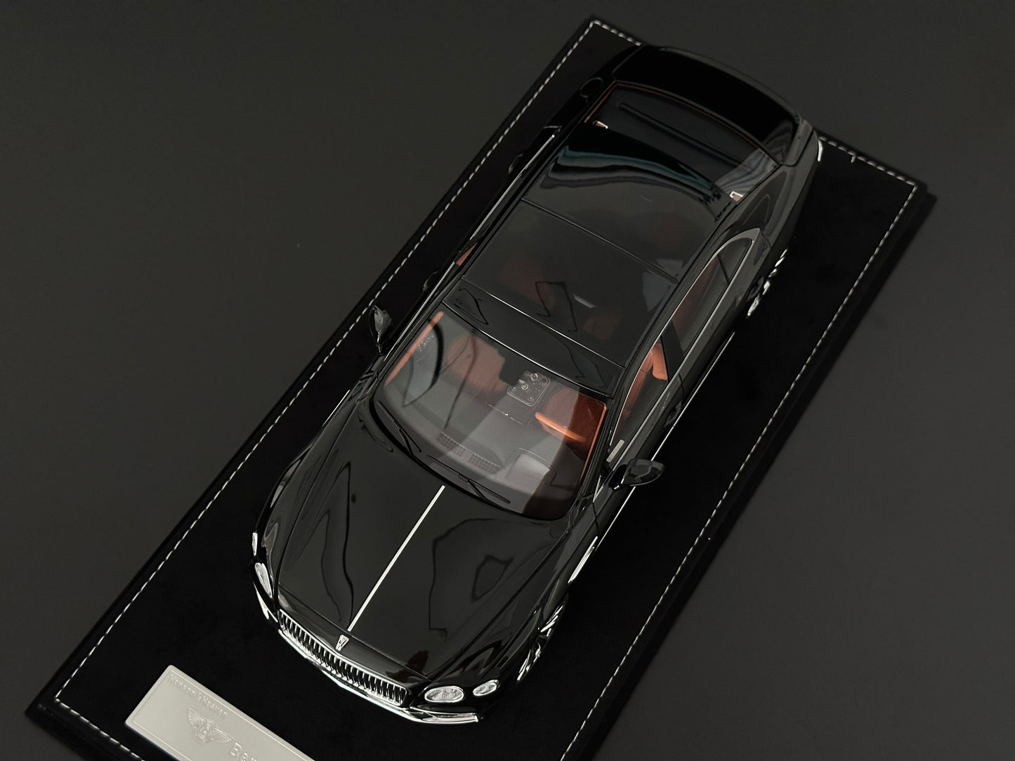 HH Model 1/18 Bentley Flying Spur Diamond Black HH627
