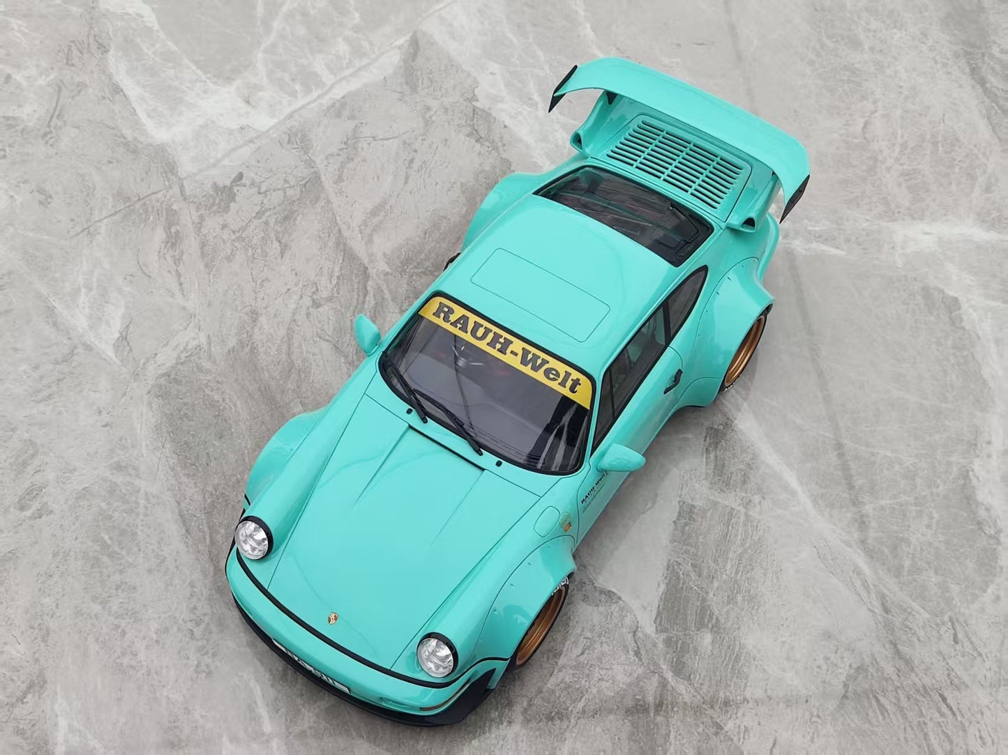 GT Spirit 1/12 Porsche RWB Tiffany GT951