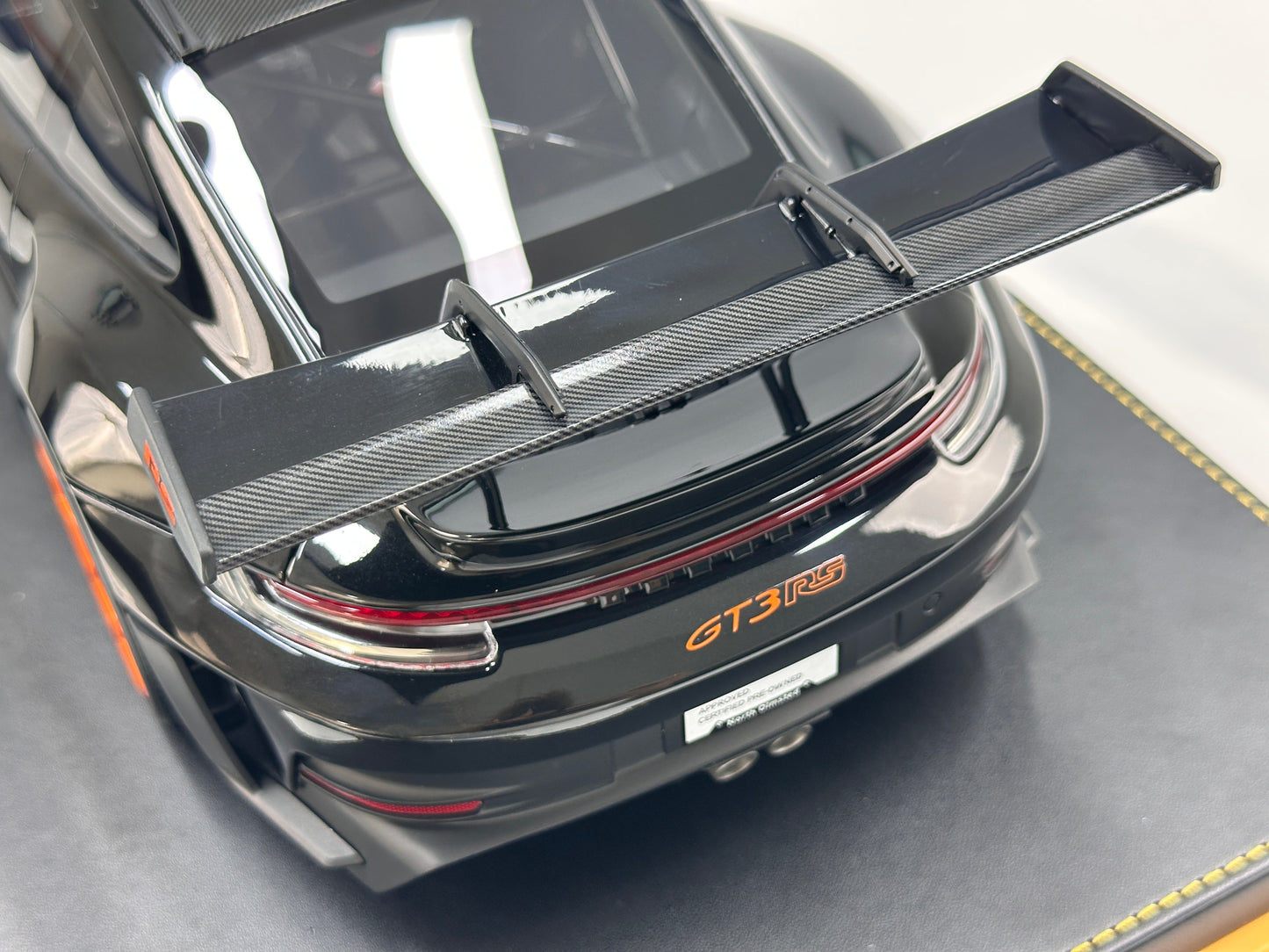 IVY 1/12 Porsche 992 GT3 RS, Black with Orange Wheels IVY243