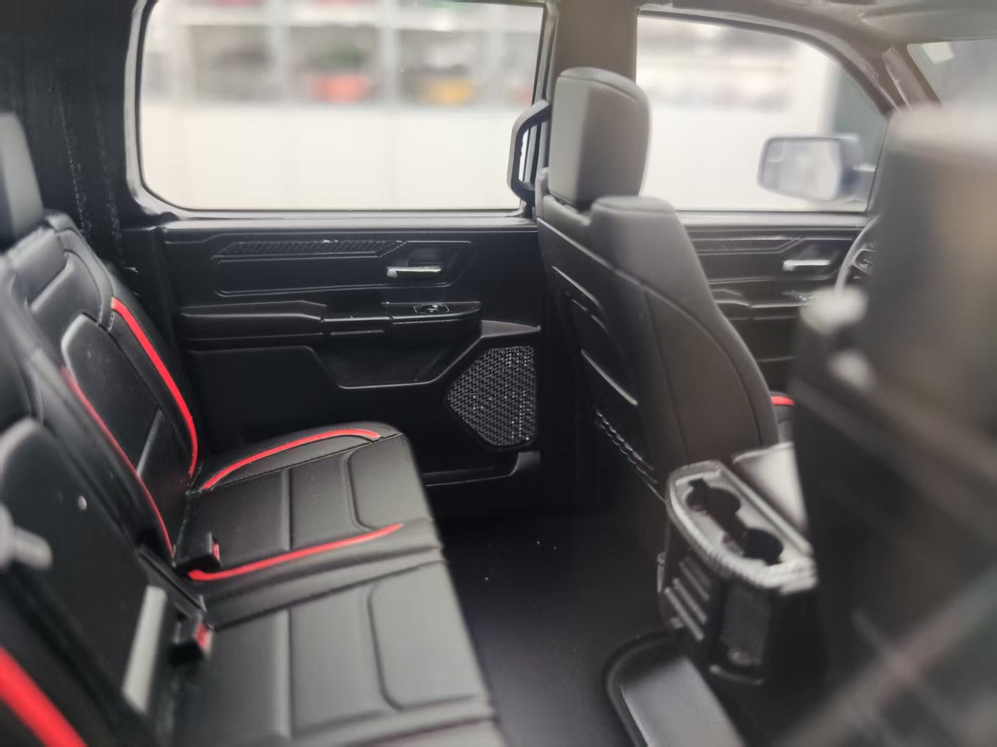 DiAMAanD 1/18 Dodge Ram TRX Silver DIA002