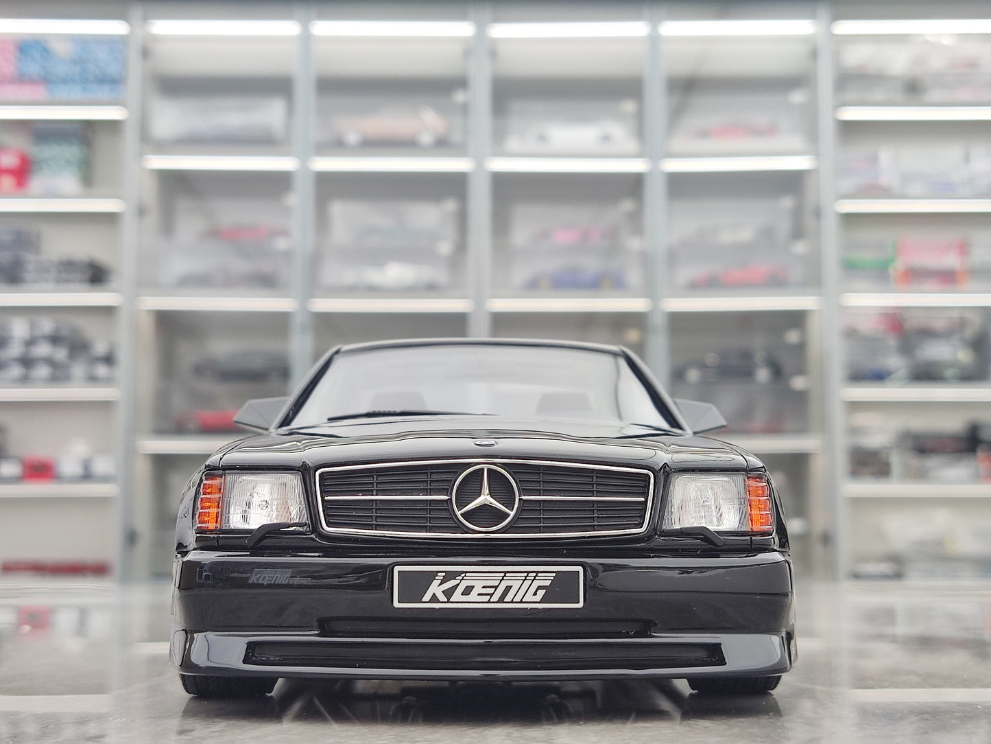 OTTO 1/18 Mercedes SPECIALS 560 Obsidian Black OT1134