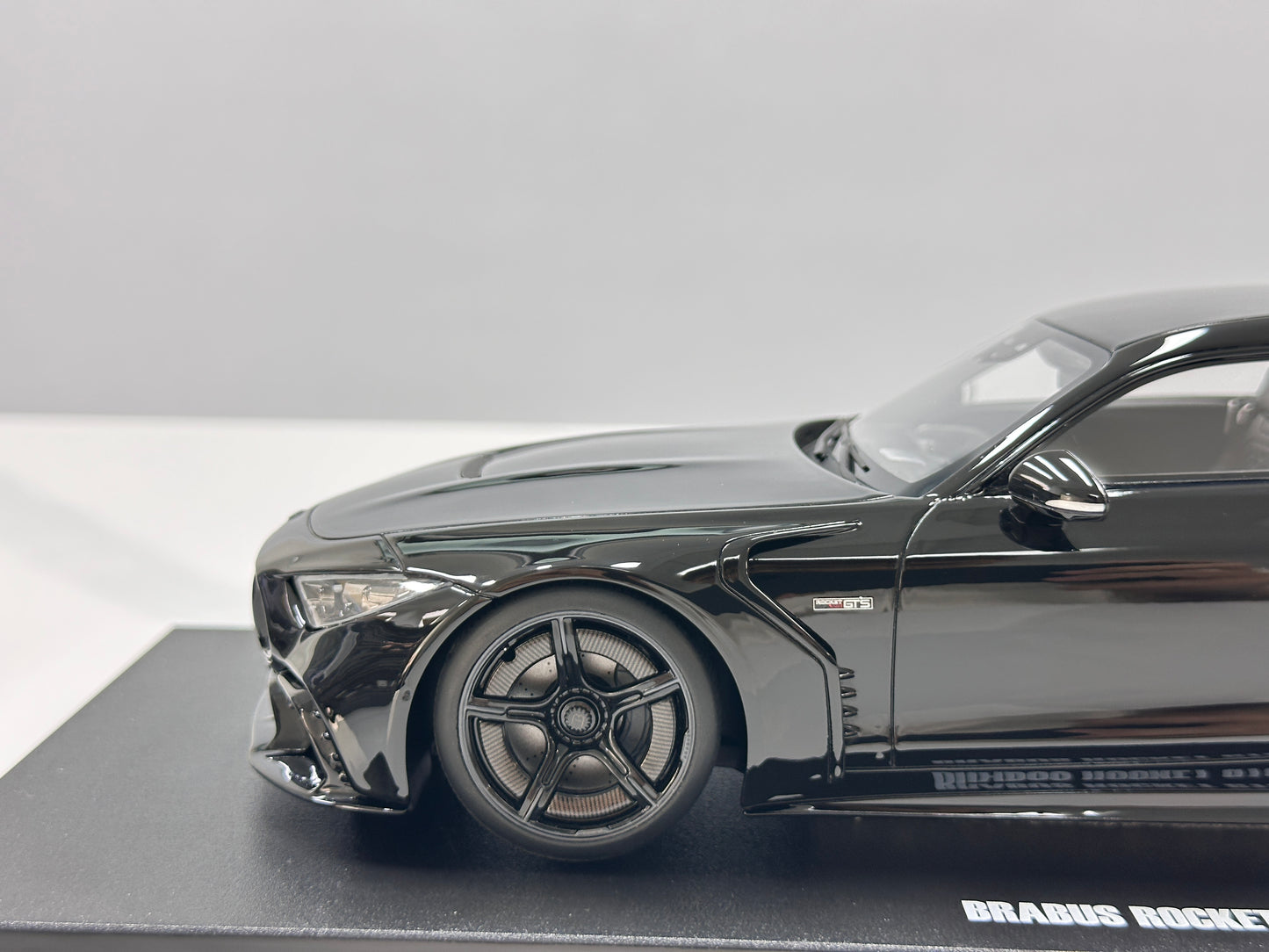 GT Spirit 1/18 Brabus Rockt GTS Black GT544