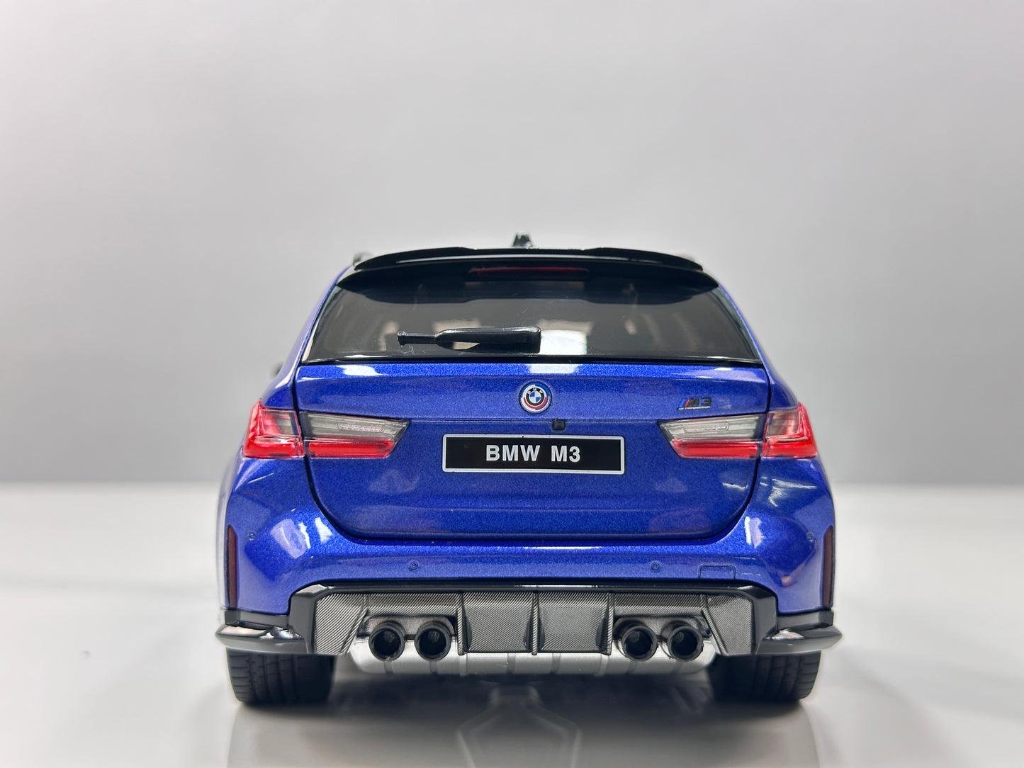 TSM MODEL 1/18 BMW M3 Touring M Portimao Blue TSM181029