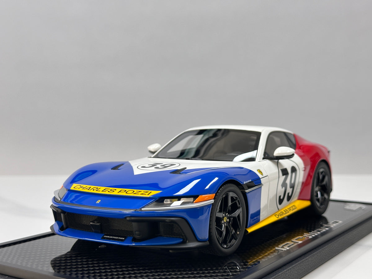 BBR 1/18 Ferrari 12Cilindri Coupé (Special Edition) with Luggage Set – Red/White/Blue – P18248LMST