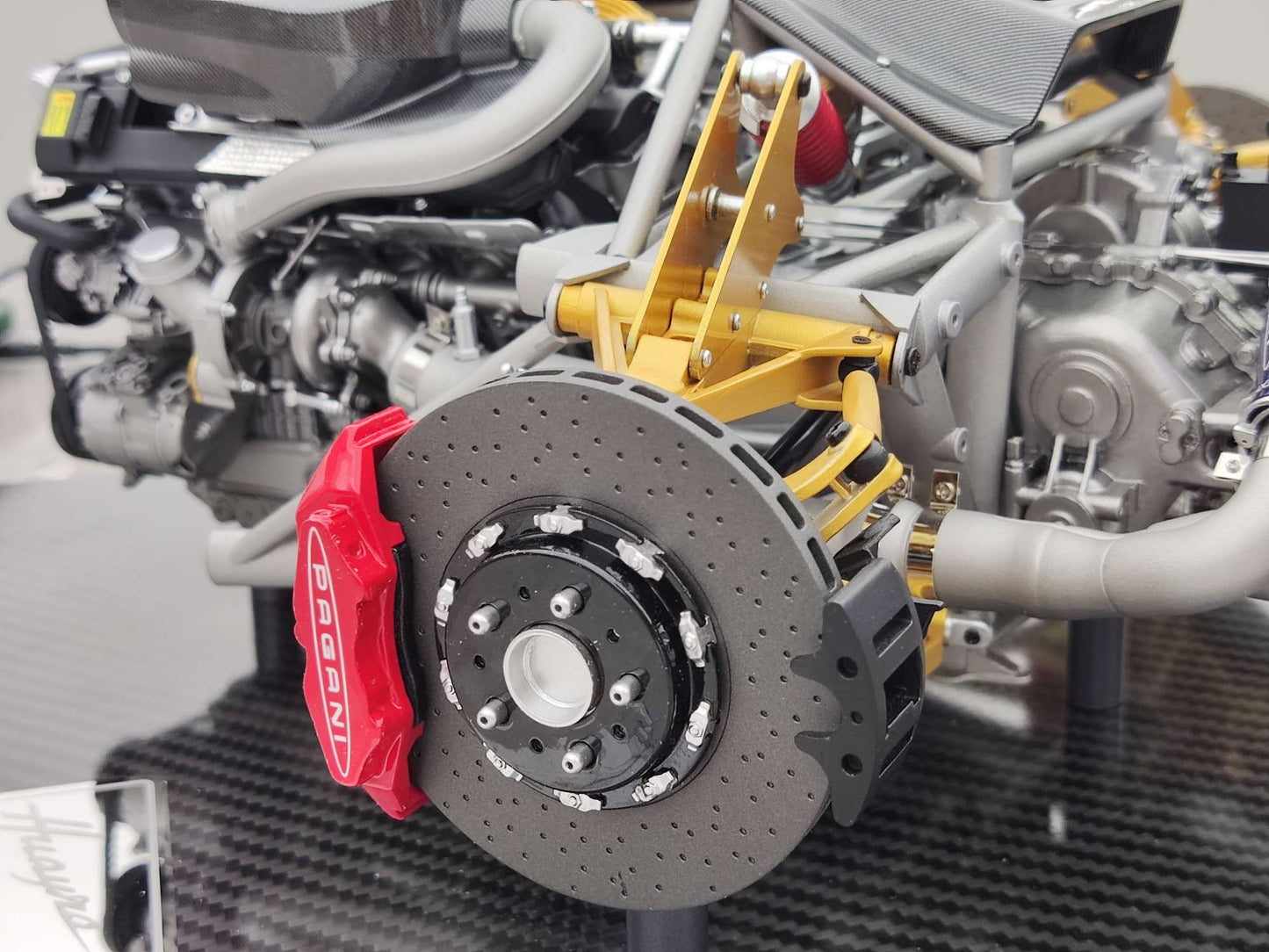 FRONTIART 1/6 Pagani Huaya Engine Black Gold Purple FA006