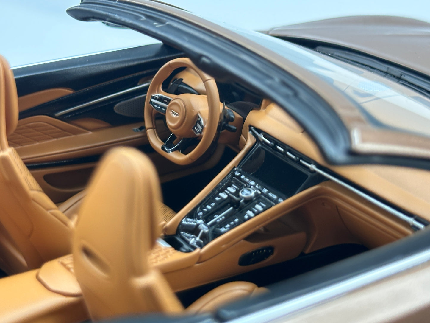 Xiaoguang Model & MotorHelix 1/18 Aston Martin DB12 Volante Convertible – Glamour Copper (MH386)