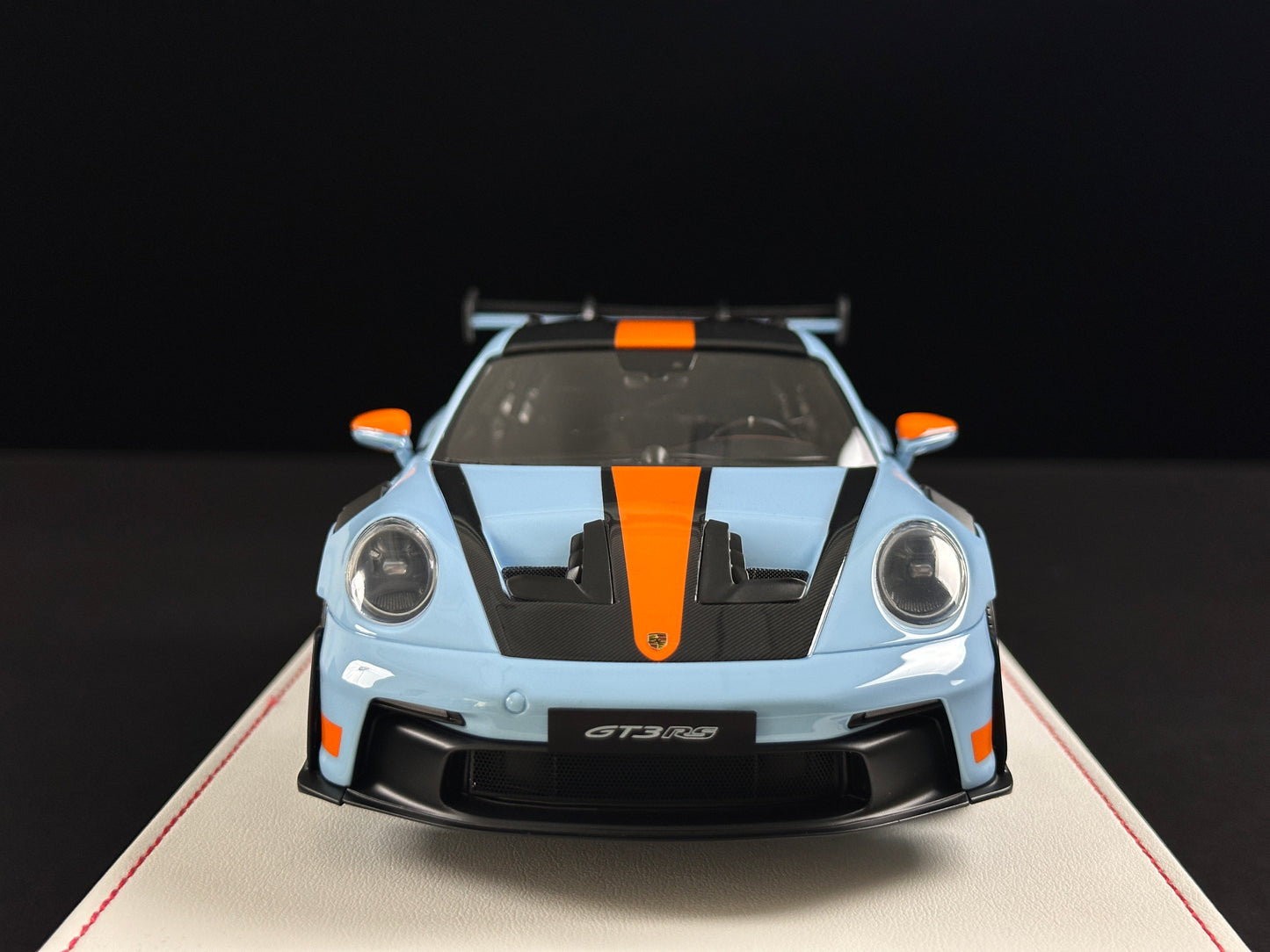 GH MODEL 1/18 Porsche 992 GT3RS Gulf Oil GH017