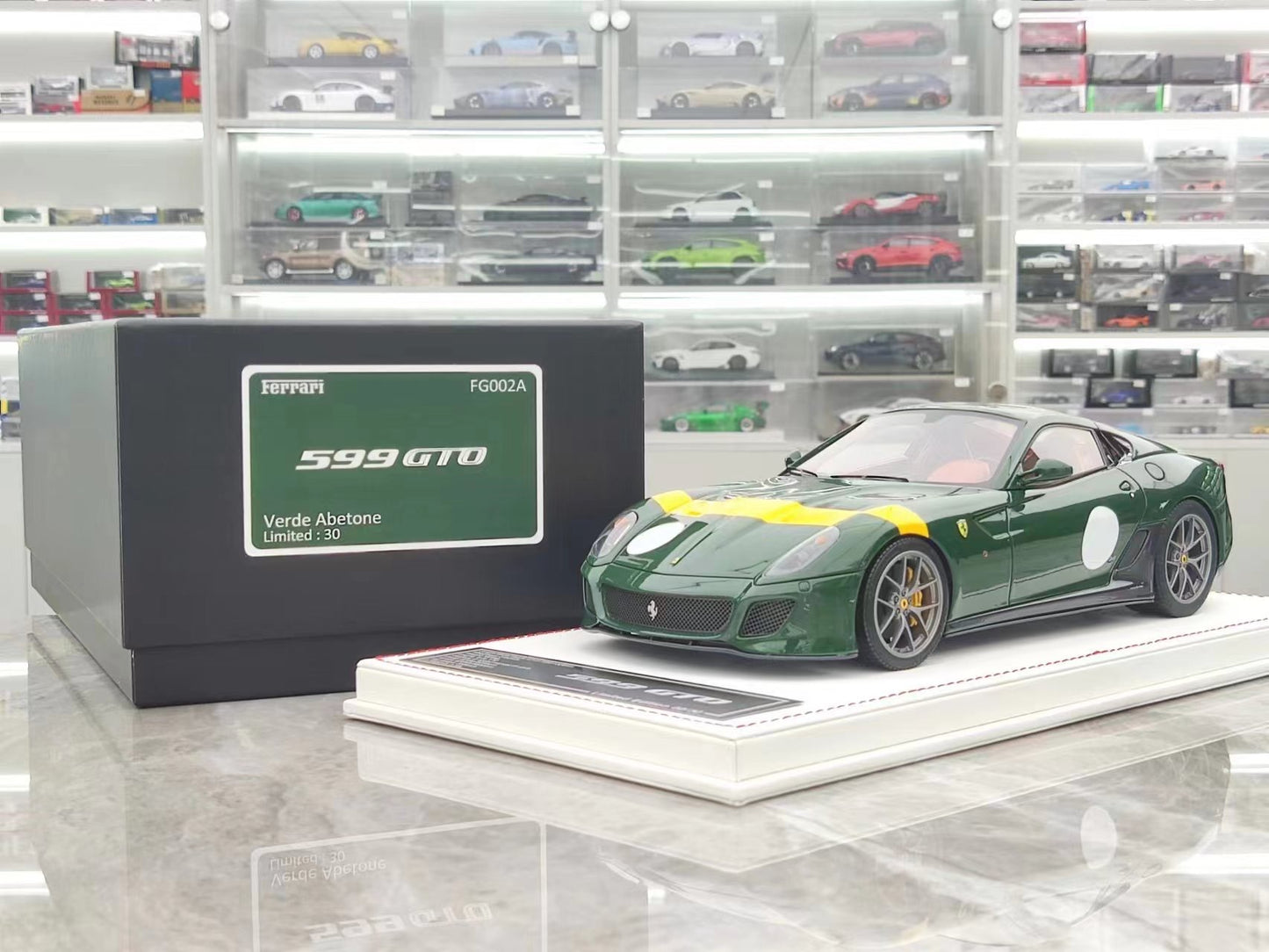 DM 1/18 Ferrari 599 GTO Scale Model Car Display Piece