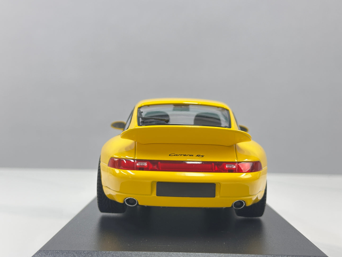 MINICHAMPS 1/18 Porsche 911 RS (993) - 1994 Yellow (155061120)