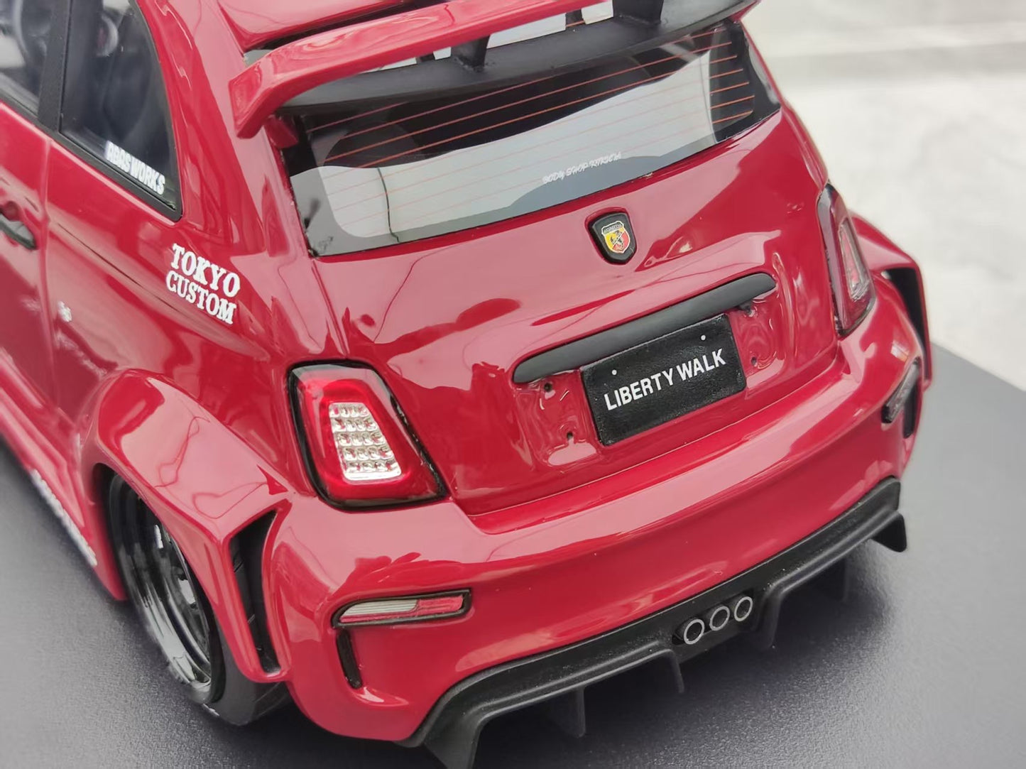 Topspeed 1/18 Abarth LB-WORKS 595, Red (TS0613)