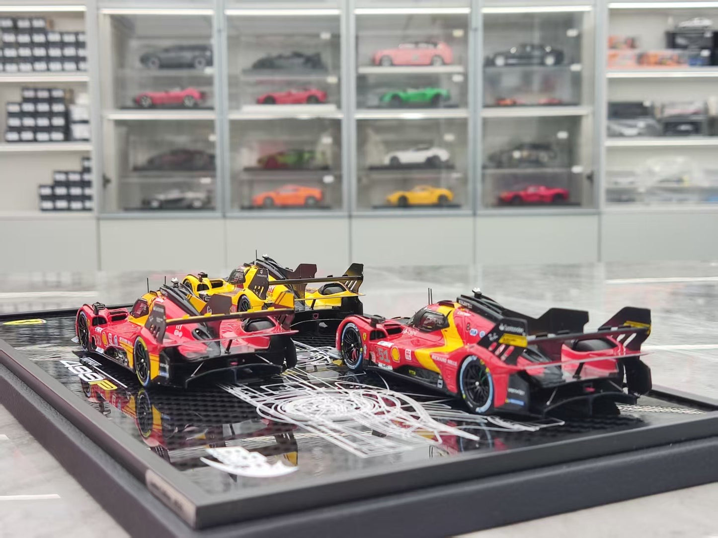 BBR 1/43 Ferrari 499P 2023, 2024, 2025 Le Mans Three-Year Champion - Leather Case Edition, Three-Car Set EX57CH-1