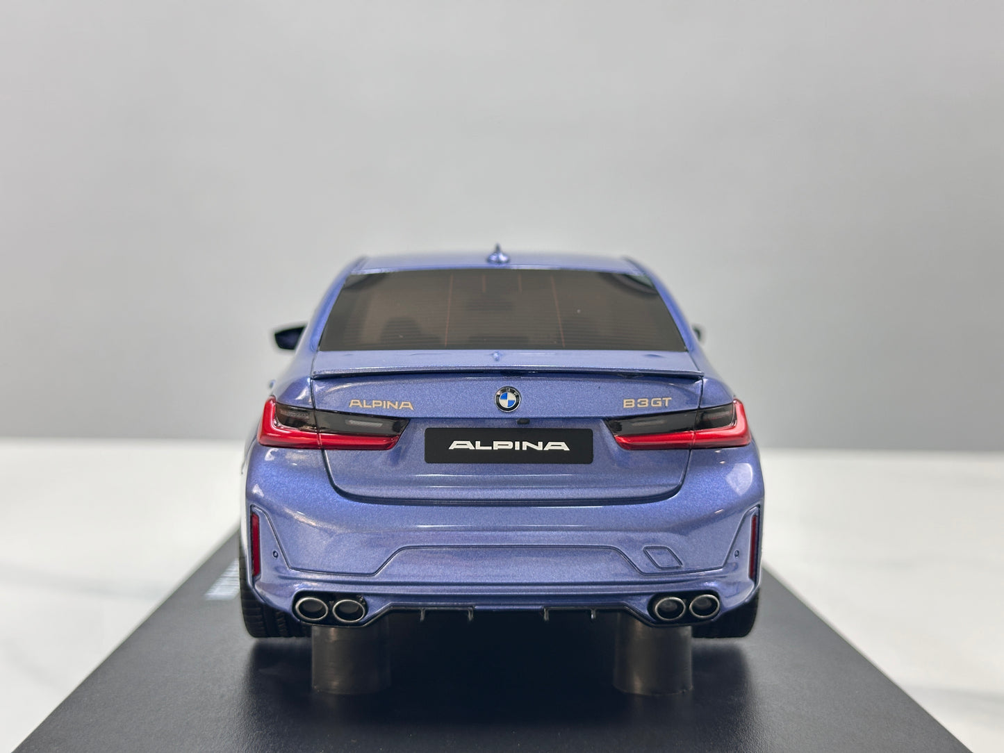 GT Spirit 1/18 Alpina B3 GT SALOON Blue GT543