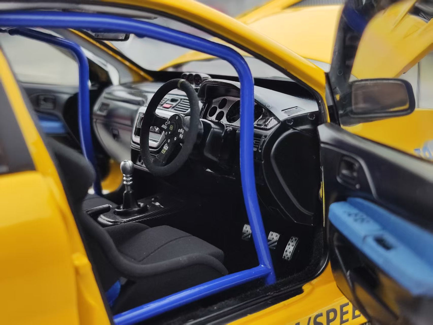 SUPER A 1/18 Mitsubishi veo 9th generation MR FQ-360 yellow SUP017