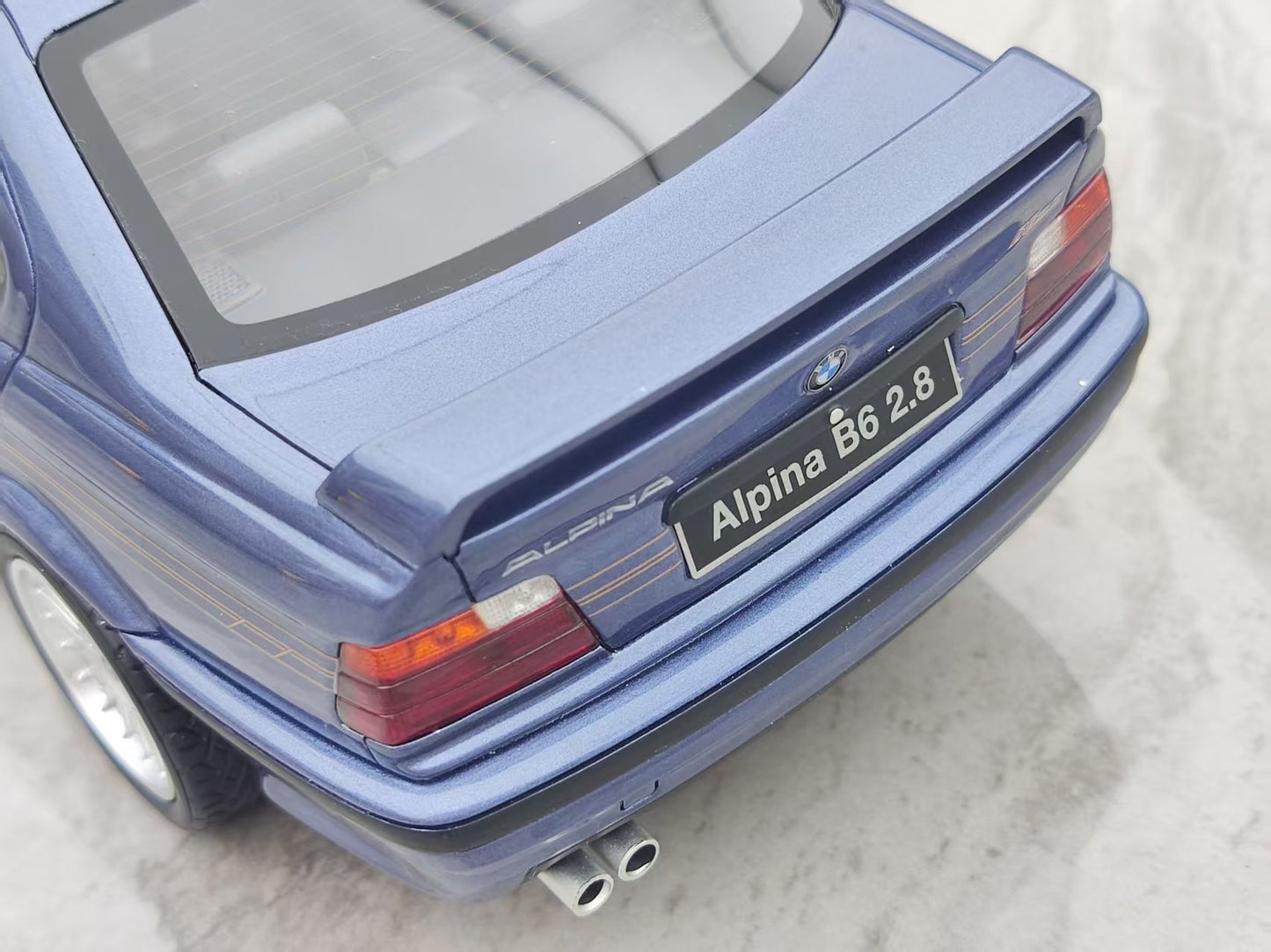 OTTO 1/18 BMW Alpina B6 2.8 Alpina Metallic Blue OT1180