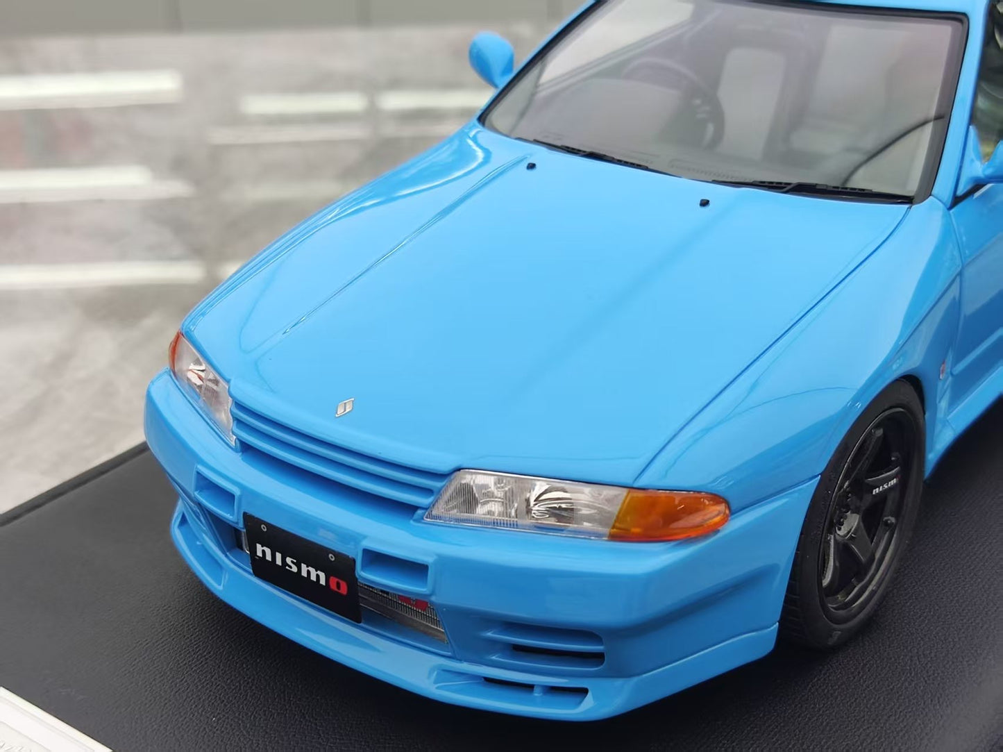 MOTORHELIX 1/18 Nissan Kyline GT-R (R32) Customized Version Cyan Blue Resin Model MH317