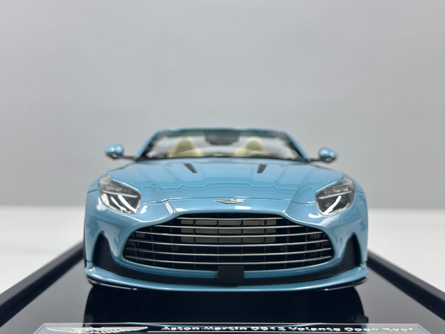 Xiaoguang Model & MotorHelix 1/18 Aston Martin DB12 Volante Convertible – Caribbean Blue (MH384)