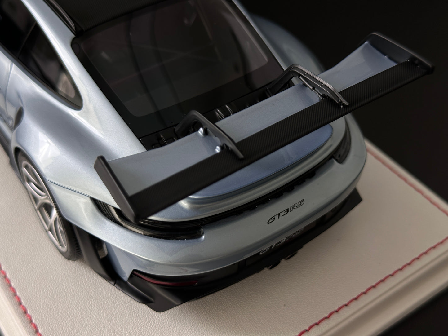 GH MODEL 1/18 Porsche 992 GT3RS Ice Blue GH016