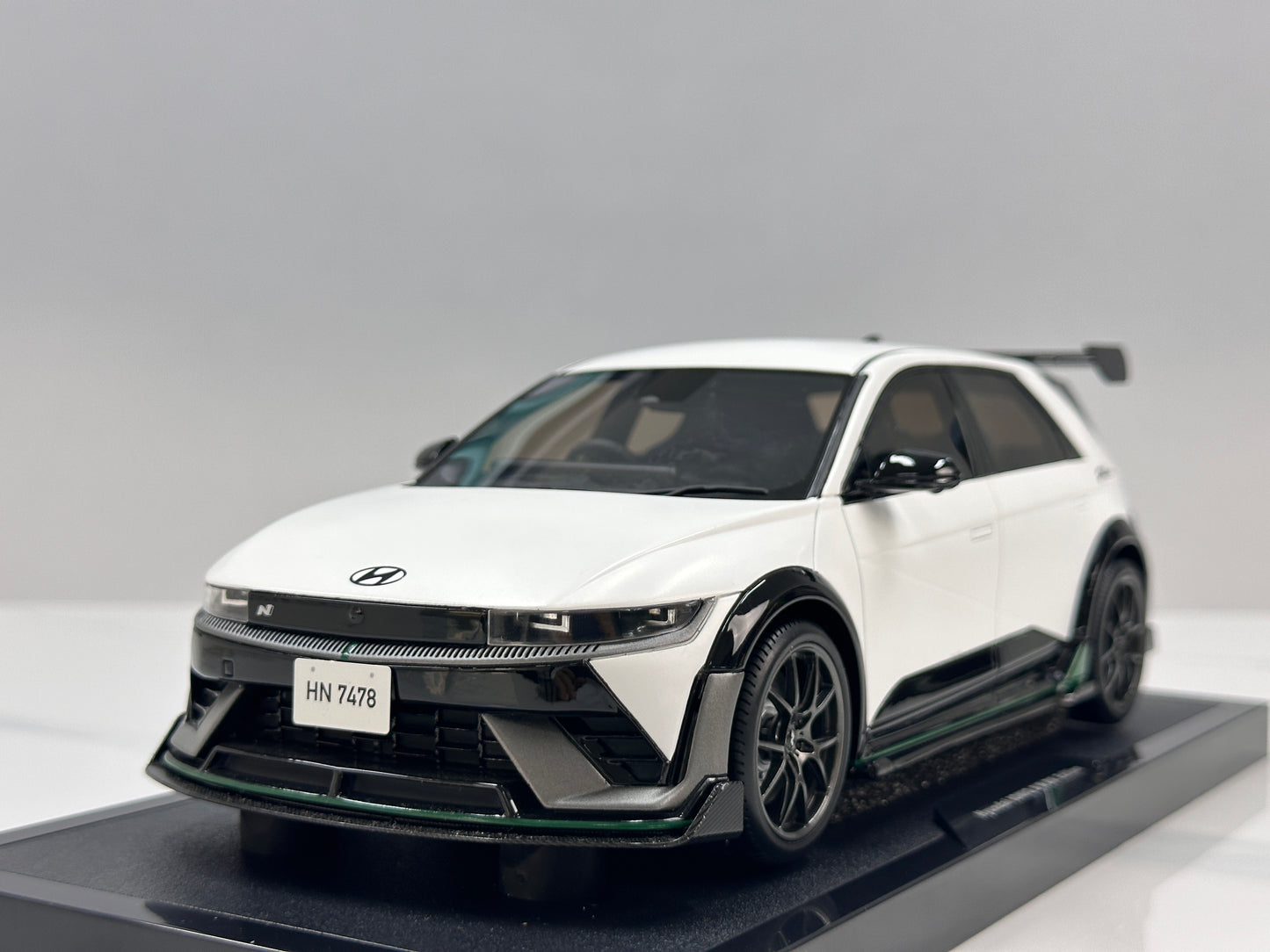OTTO 1/18 Hyundai IONIQ 5 N DK Edition Atlas Matte White OT1227