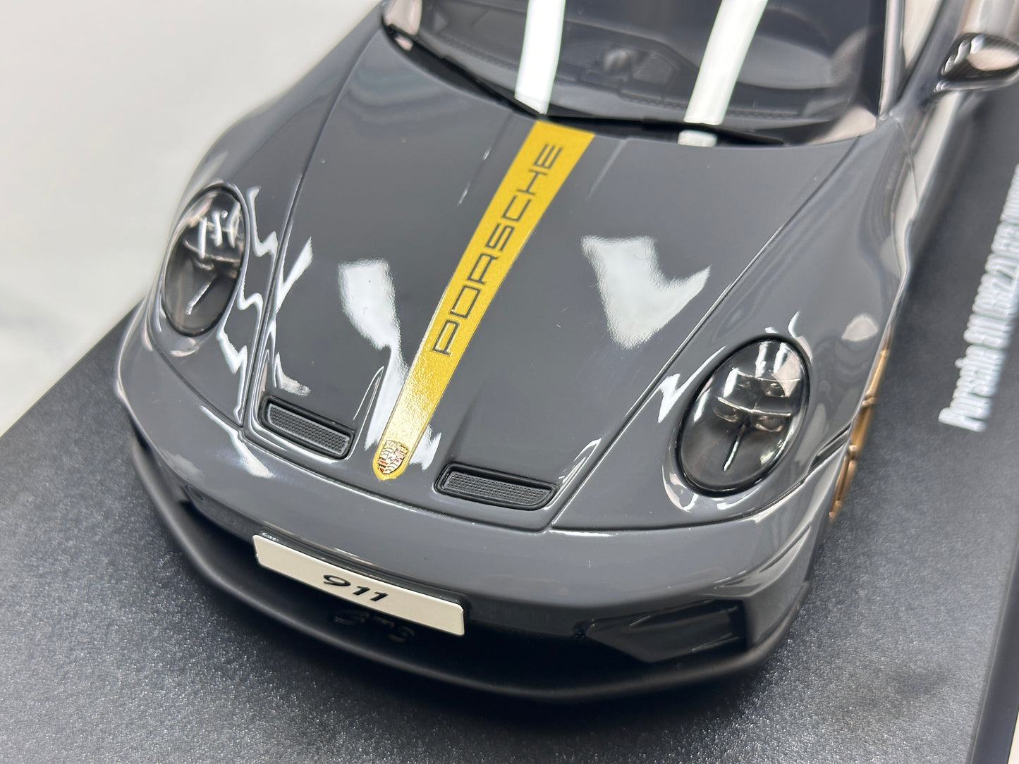 GT Spirit 1/18 Porsche 911 [992.2] GT3 Touring Grey GT577