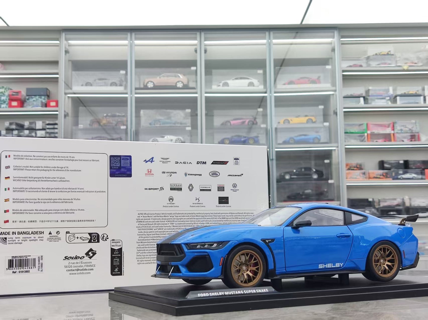 Solido 1/18 Ford Shelby Mustang Super Snake Grabber Metallic Blue S1813802
