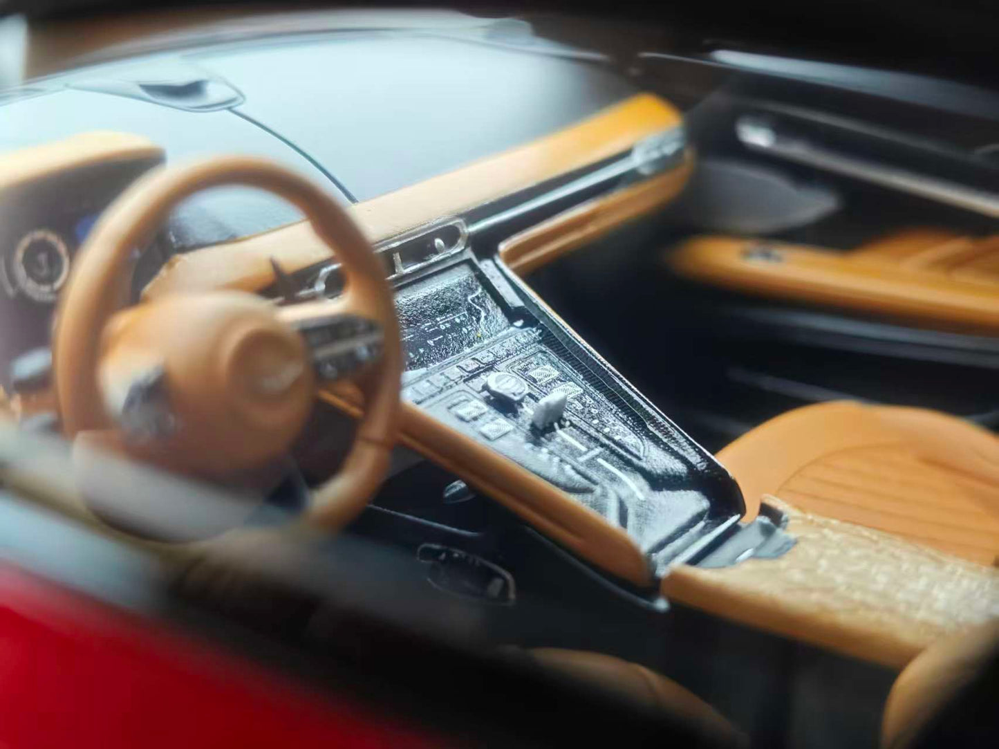 GT Spirit 1/18 ASTON MARTIN DB12 HYPER RED GT936