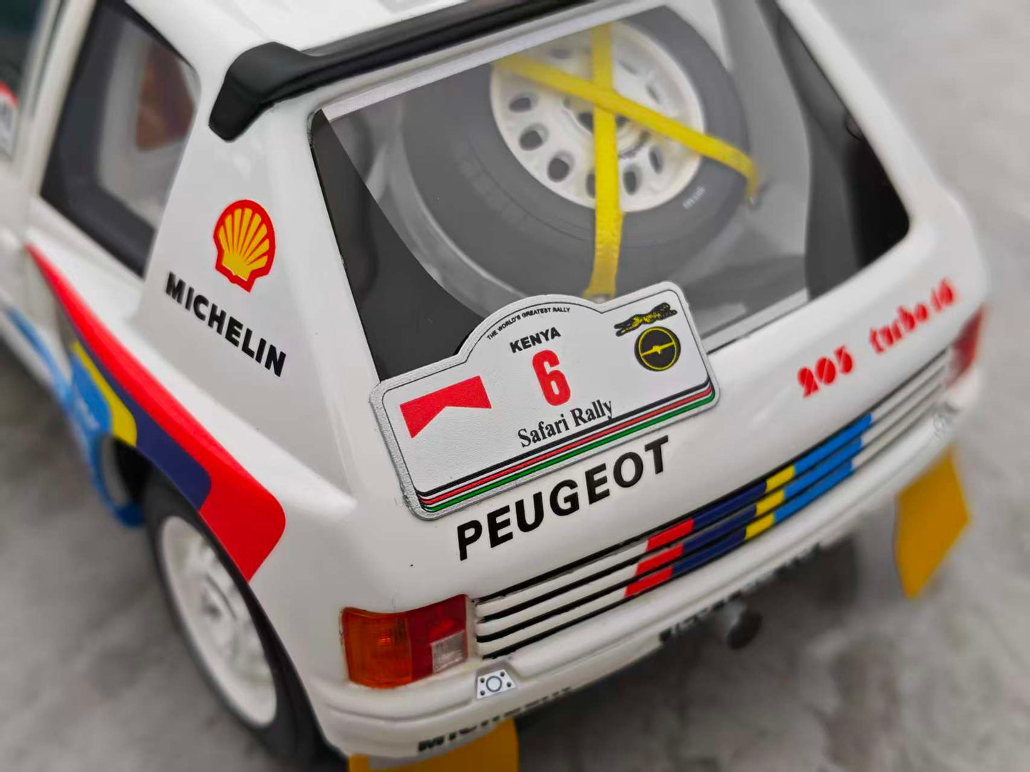 OttO 1/18 PEUGEOT 205 T16 #6 T SALONEN OT1161