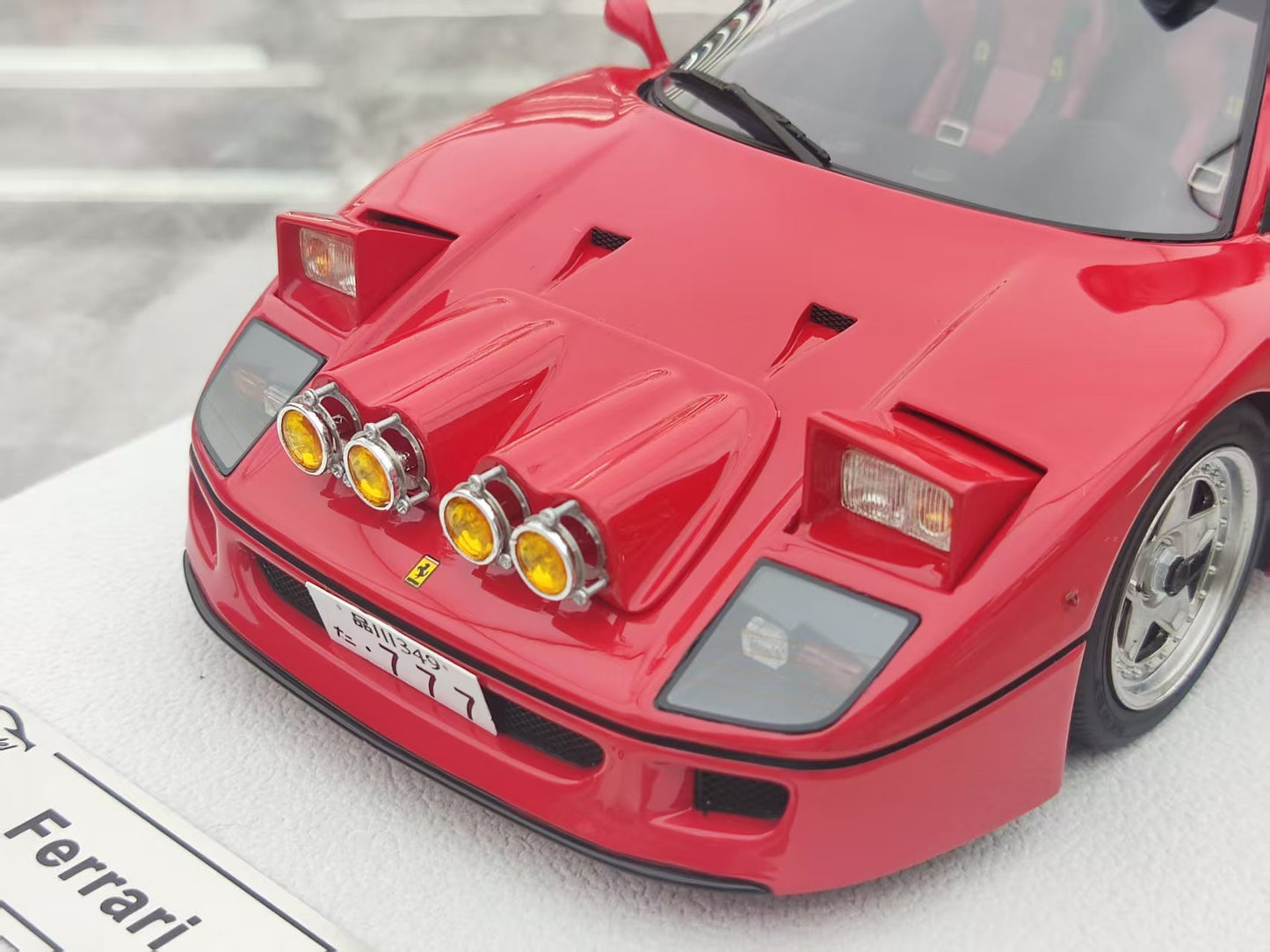 GL 1/18 Ferrari F40 Red Snow Edition Model Car JS-GL018