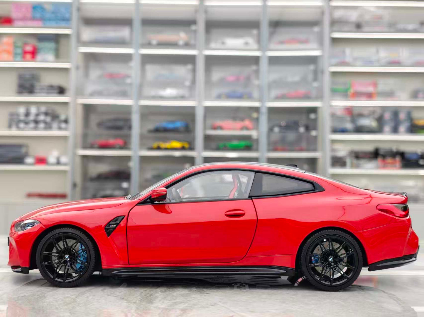 MINICHAMPS 1/18 BMW M4 Red 110020140