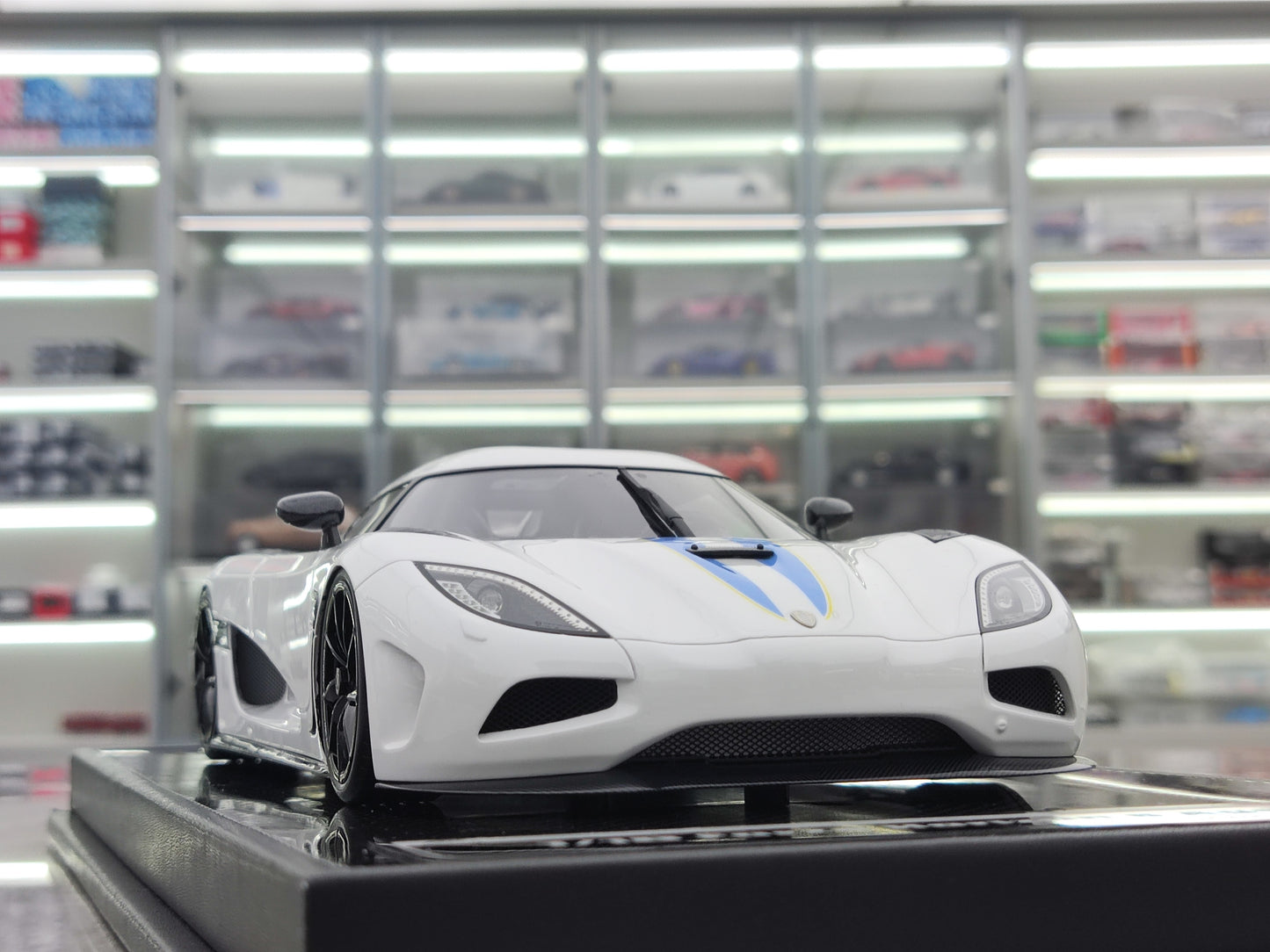 VMB 1/18 Koenigsegg Forza Horizon 5 Agera White VMB049