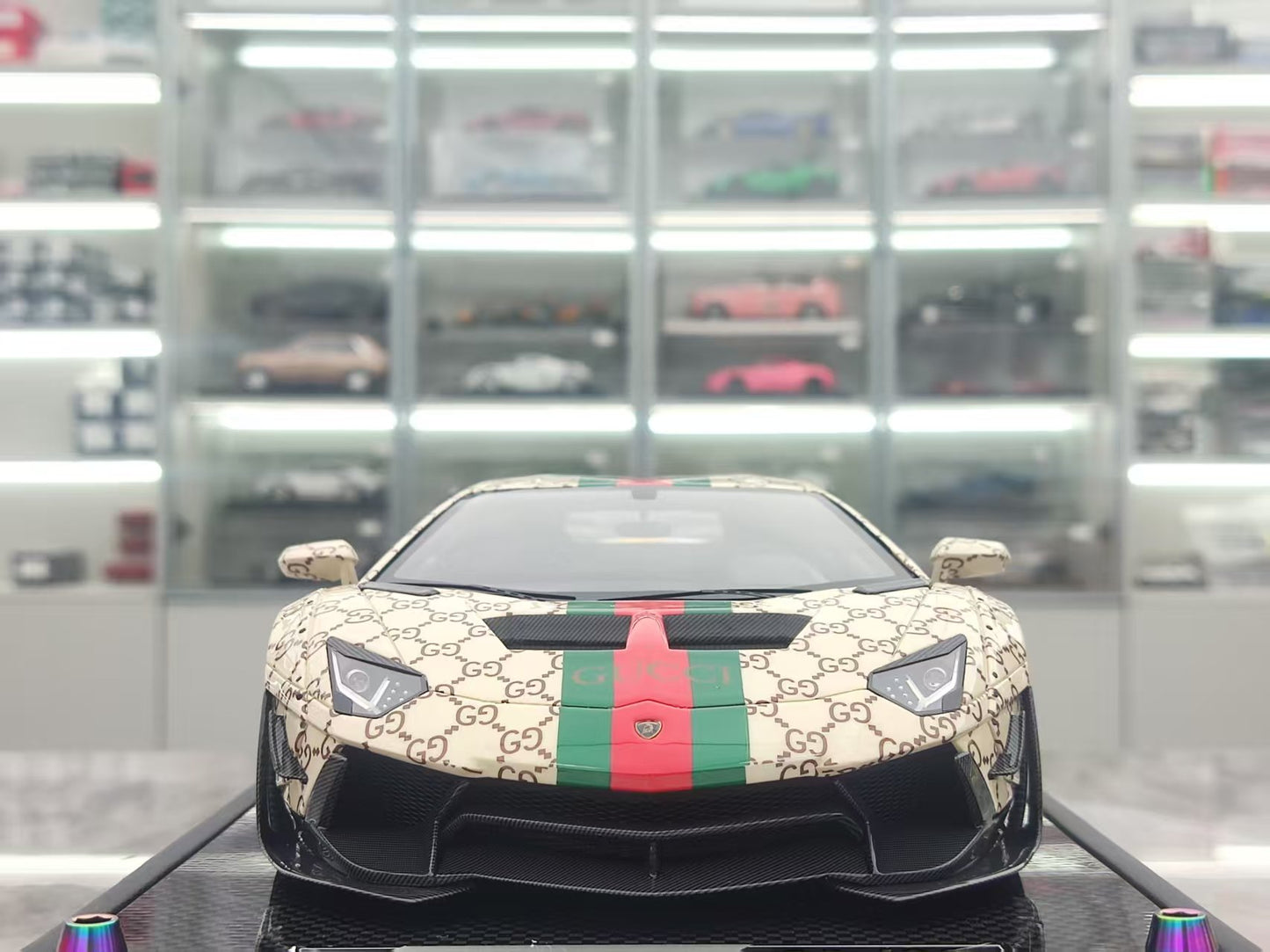 TIMOTHY&PIERRE 1/18 Lamborghini LB 2.0 GUCCI Car Model TP110