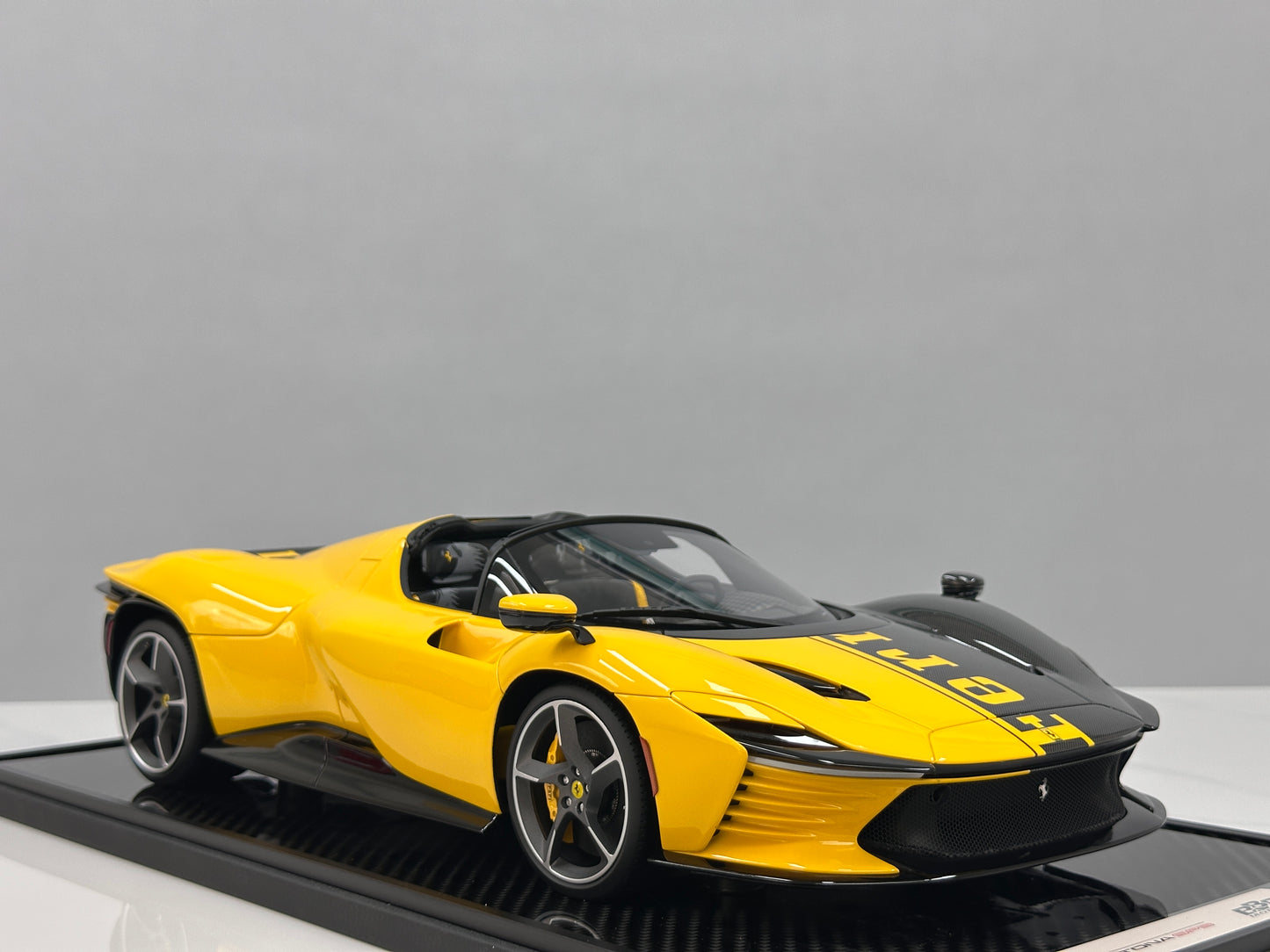 BBR 1/12 Ferrari SP3 Daytona 599+1 Spider – Modena Yellow (BBR1217O)