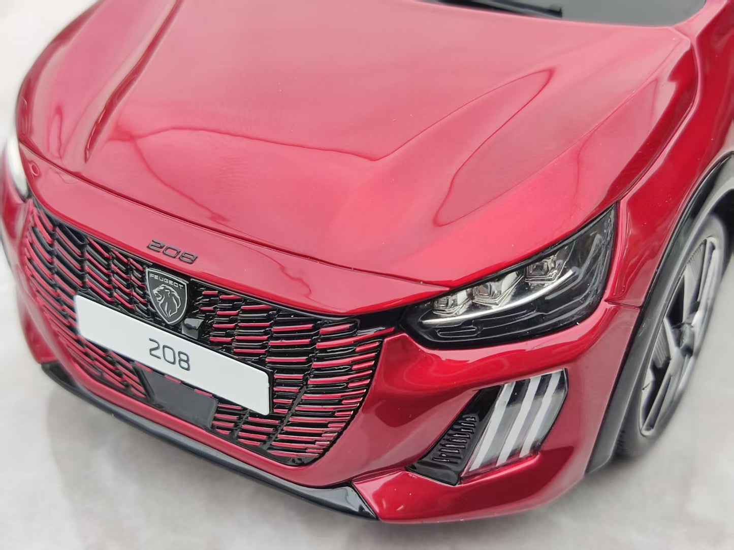OTTO 1/18 Peugeot 208 GT HYBRID Red OT1163