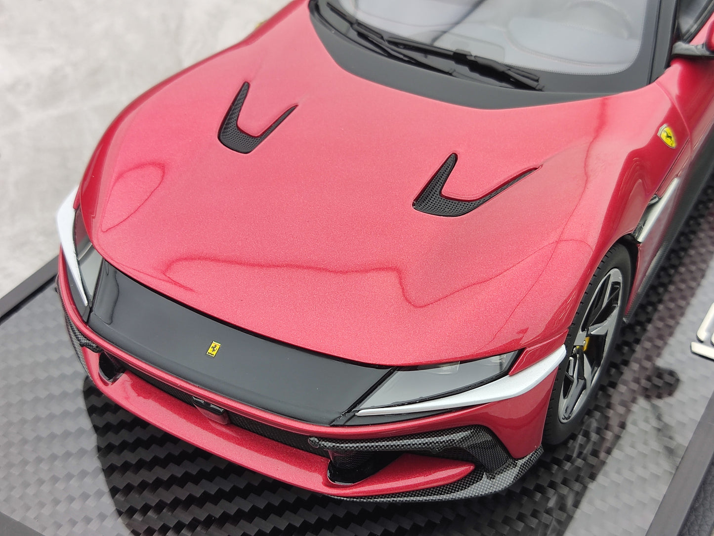 BBR 1/18 Ferrari 12 CILINDRI COUPE Emora Metallic Red P18248FCH