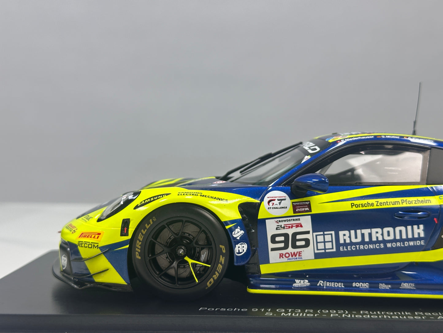 Spark 1/18 Porsche 911 (992) GT3 R, 2025 Spa-Francorchamps runner-up, green livery 18SB081